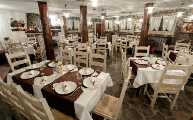 Helen Hotel