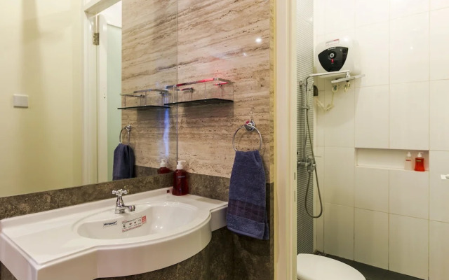 Dhanesvara Holistic Villa