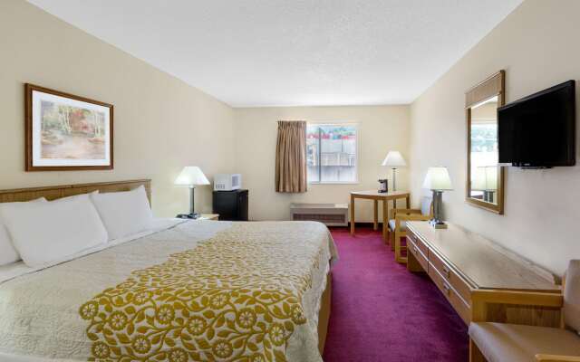 Days Inn by Wyndham Jackson