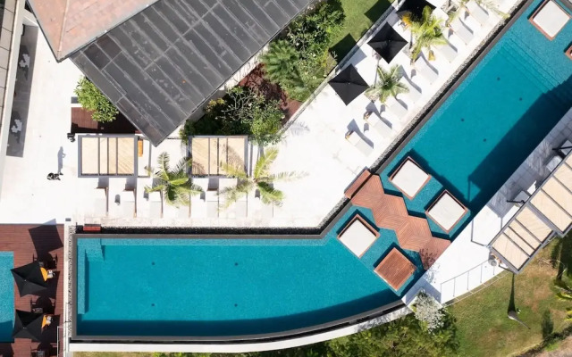 Ourfriends Condo by Acomodo
