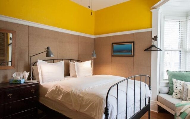 Banting House Bed And Breakfast