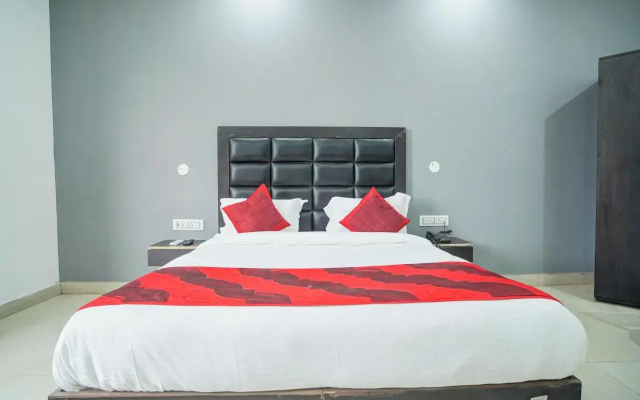 Red Snapper Hotel