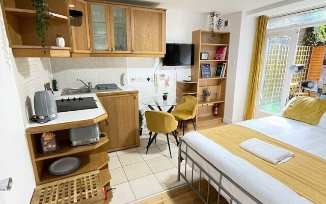 Portobello Road artistic studios