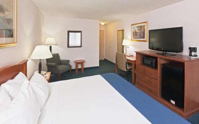 Ramada by Wyndham Santa Fe