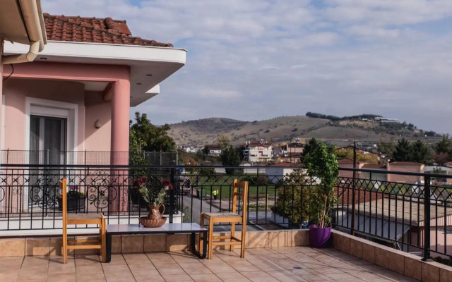 Forest View Apartment