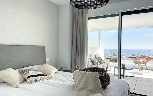 Via Celere 2333 Luxury Sea View Apartment
