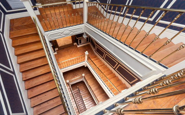 Catalonia Las Cortes Hotel
