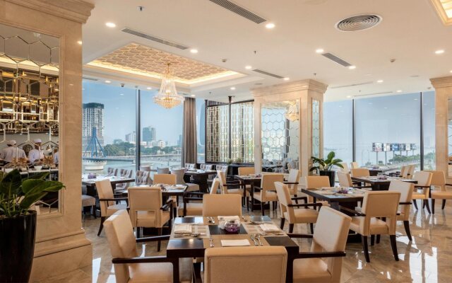 Melia Vinpearl Danang Riverfront