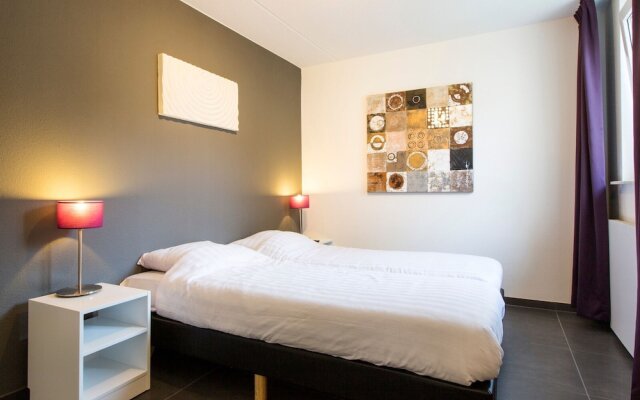 Villa in Arcen With Sun Shower & Garden