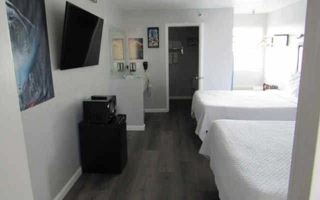 Capri Suites Anaheim