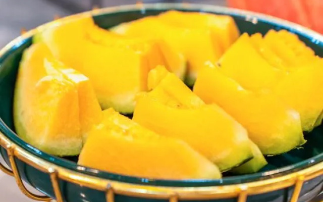 Aoweisi exquisite hotel (Luoyang Qinling Road subway station store)