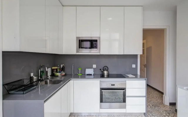 Home Out Rooms & Apartments