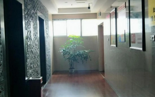 Wanyun Hotel