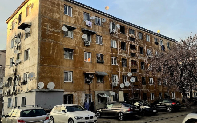 Urban Studio for a Real Ghetto Experience