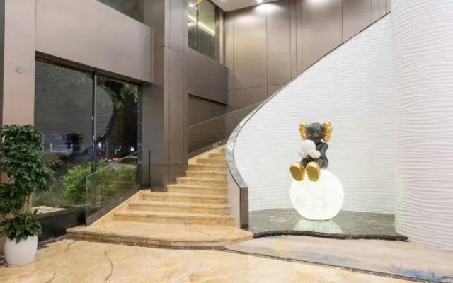 Tianzhu Holiday Hotel (Guangzhou North Railway Station Huadu Square)