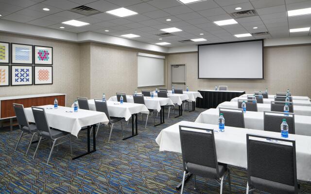 Holiday Inn Express Richmond Downtown by IHG