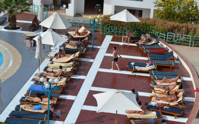 Sharm Holiday Resort