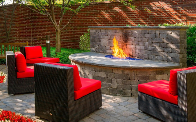 Courtyard by Marriott Dulles Town Center