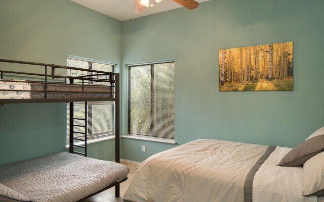 Sedona Show Off - Sleeps 14