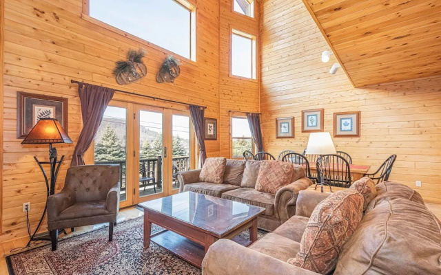 Cedar Shores Villa 08