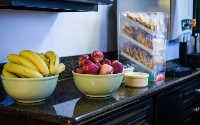 Quality Inn Burbank Airport