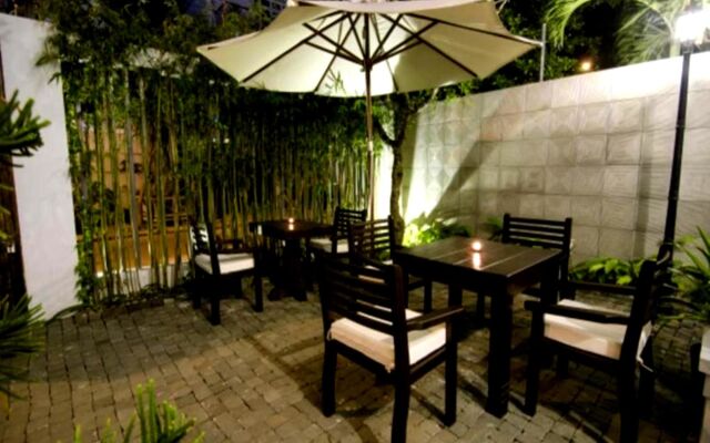Frangipani Boutique Hotel Da Nang
