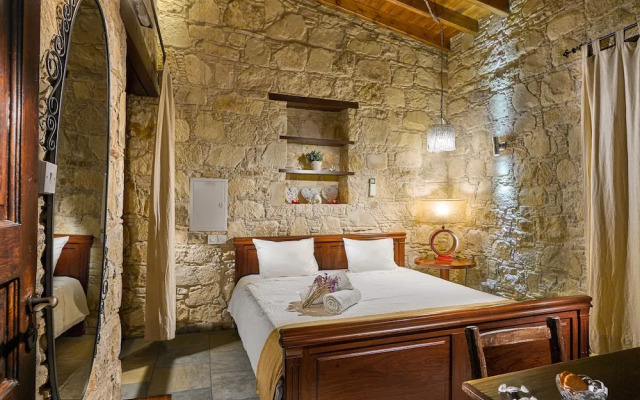 Oinoessa Traditional Boutique Houses