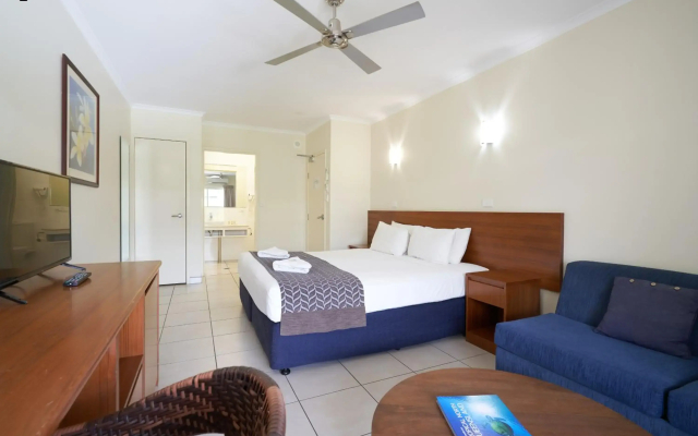 Cairns Queenslander Hotel & Apartments