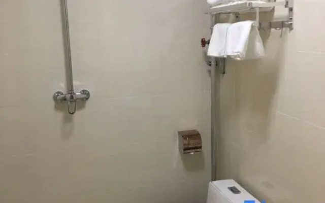 Yuelai Hotel Chain