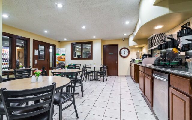 Quality Inn & Suites Lacey Olympia