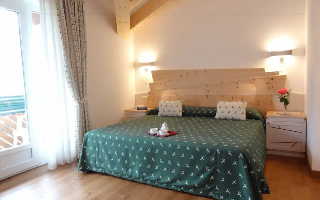 Alle Dolomiti Boutique Lake Hotel
