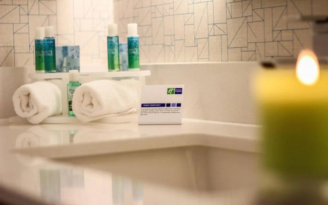 Holiday Inn Express & Suites Albany Airport Area - Latham by IHG