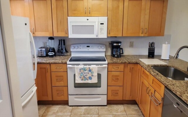 Ocean Village Club I25