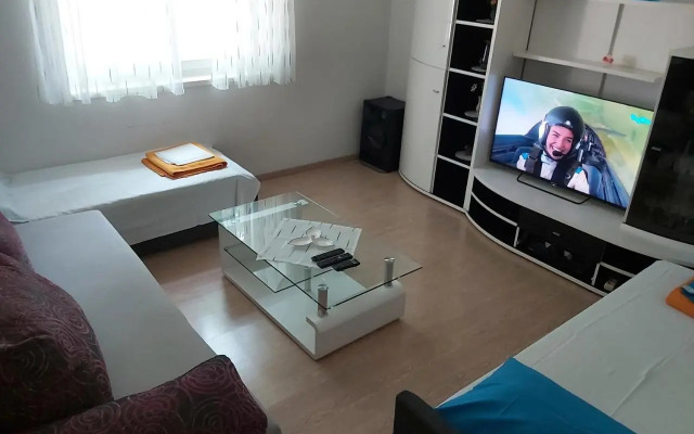 House Petar by sea
