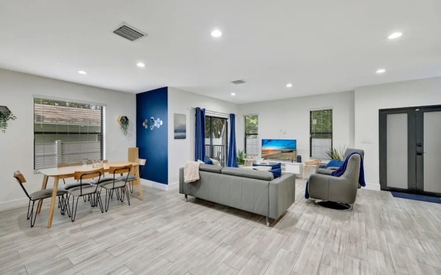 Townhome-10 mins to FTL Beach & Downtown