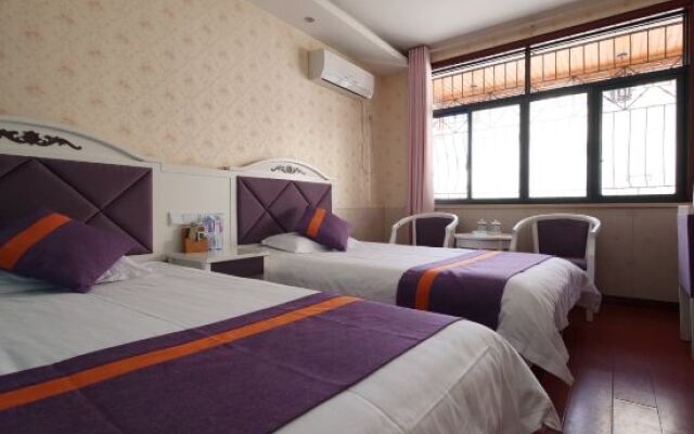 Jiuhuashan Juyuan Lodge