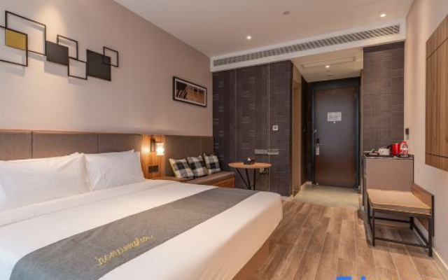 Homeinn Plus Hotel (Linyi People's Hospital Wuhan Road)