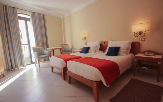 Calypso Hotel