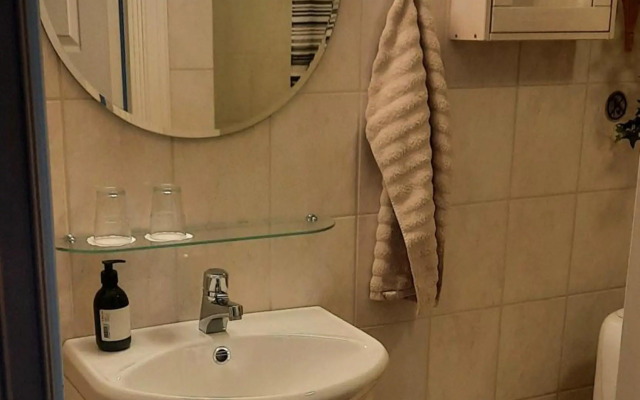 Gallared 710 - Bed And Kitchen