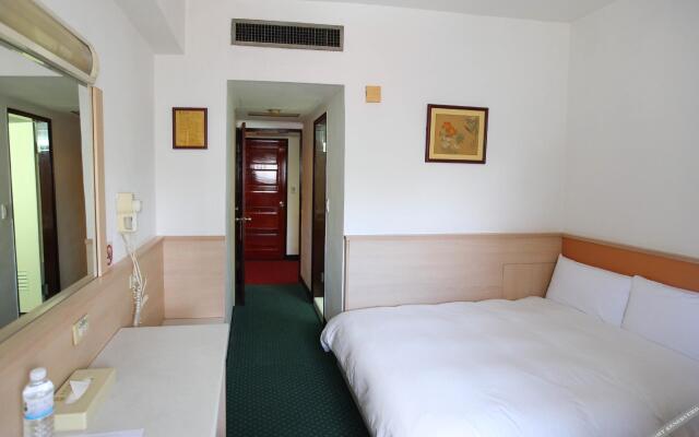 Tien Chin Hotel