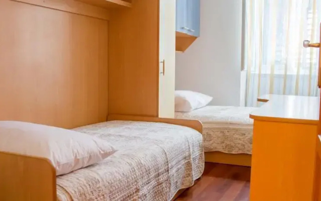 Apartments Rea