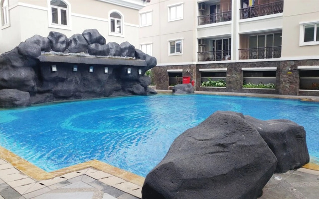 Best Price 3BR Apartment at Mediterania Lagoon Kemayoran By Travelio