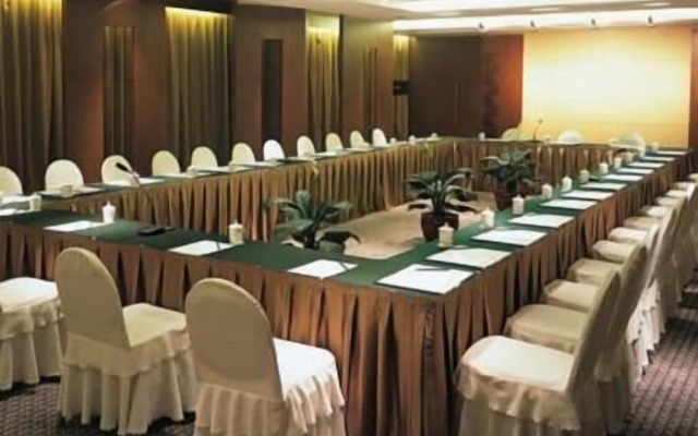 ADB Rooms Hotel Surabhi International,Varanasi