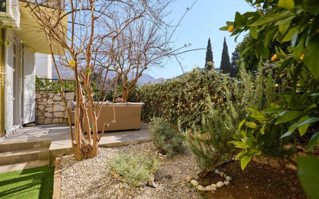 Tranquility gardens suite