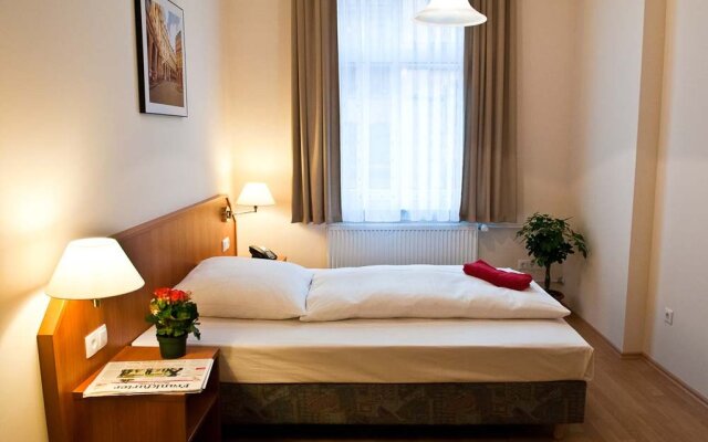 Goethe Apartments