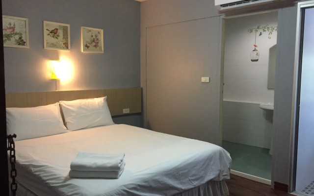 Nawaporn Place Guesthouse