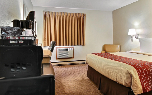 Econo Lodge Sioux Falls Empire Mall