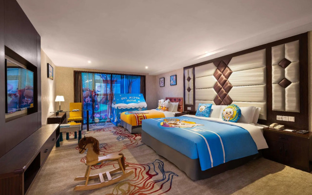 Savile K-Knight Luan Hotel