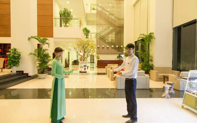 Danang Han River Hotel