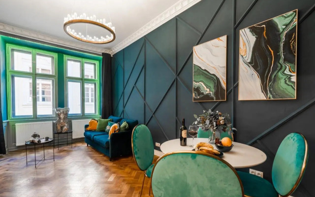 Charles Bridge Suite by Riverside